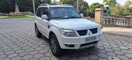 MITSUBISHI PAJERO TR4 2.0 4X2 16V 140CV FLEX 4P AUTOMÁTICO